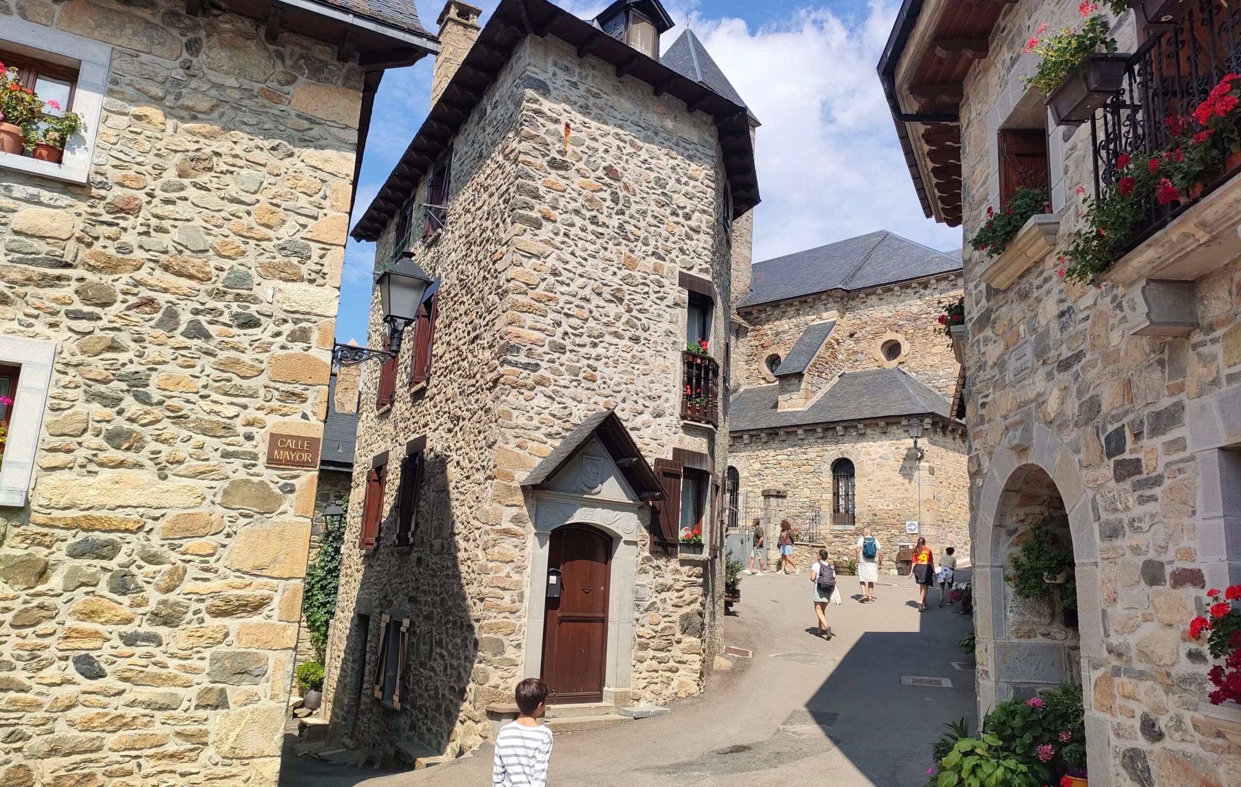 Pirineo aragonés con niños - Lanuza
