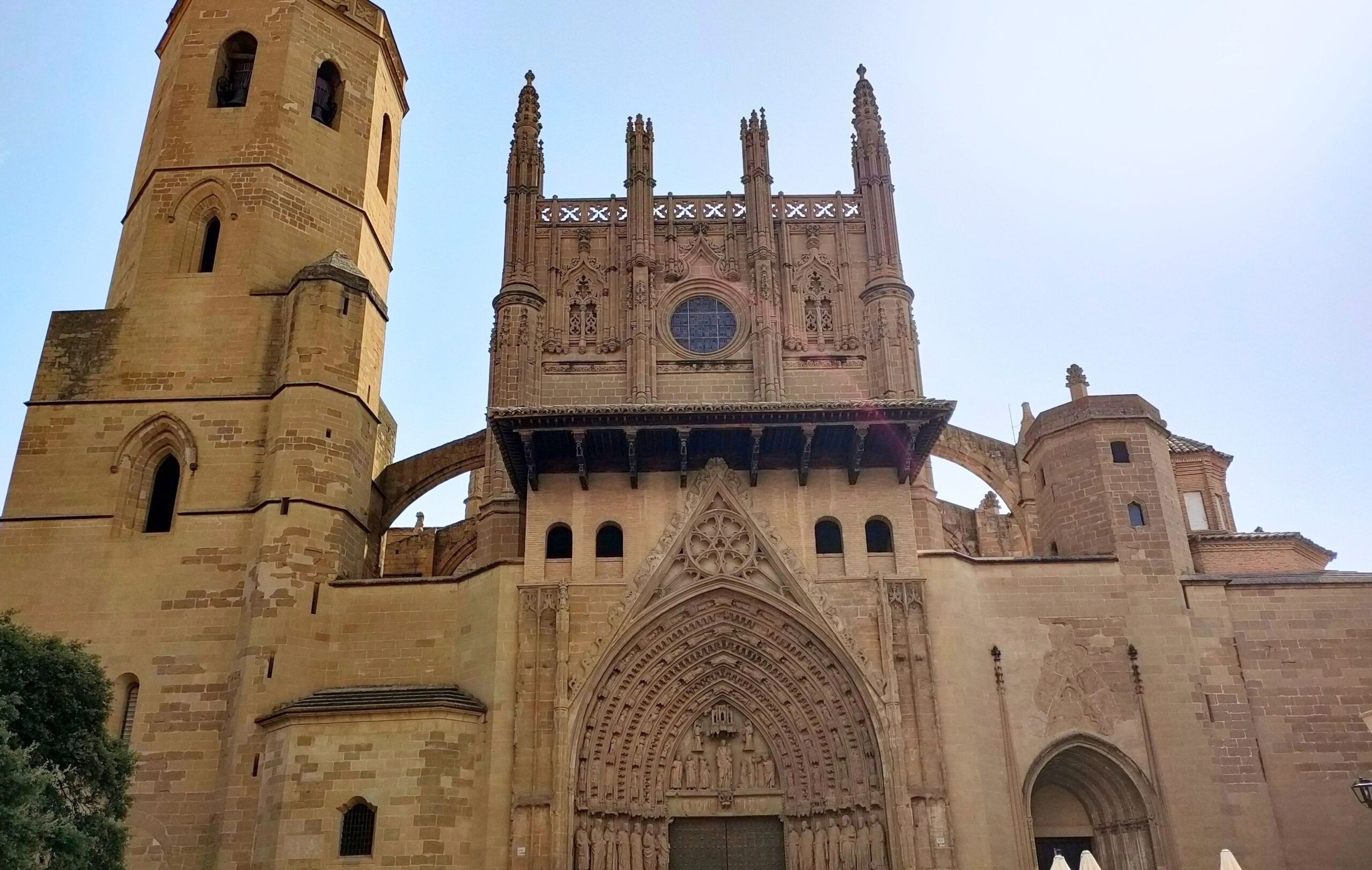 Pirineo Aragonés con niños - Huesca capital