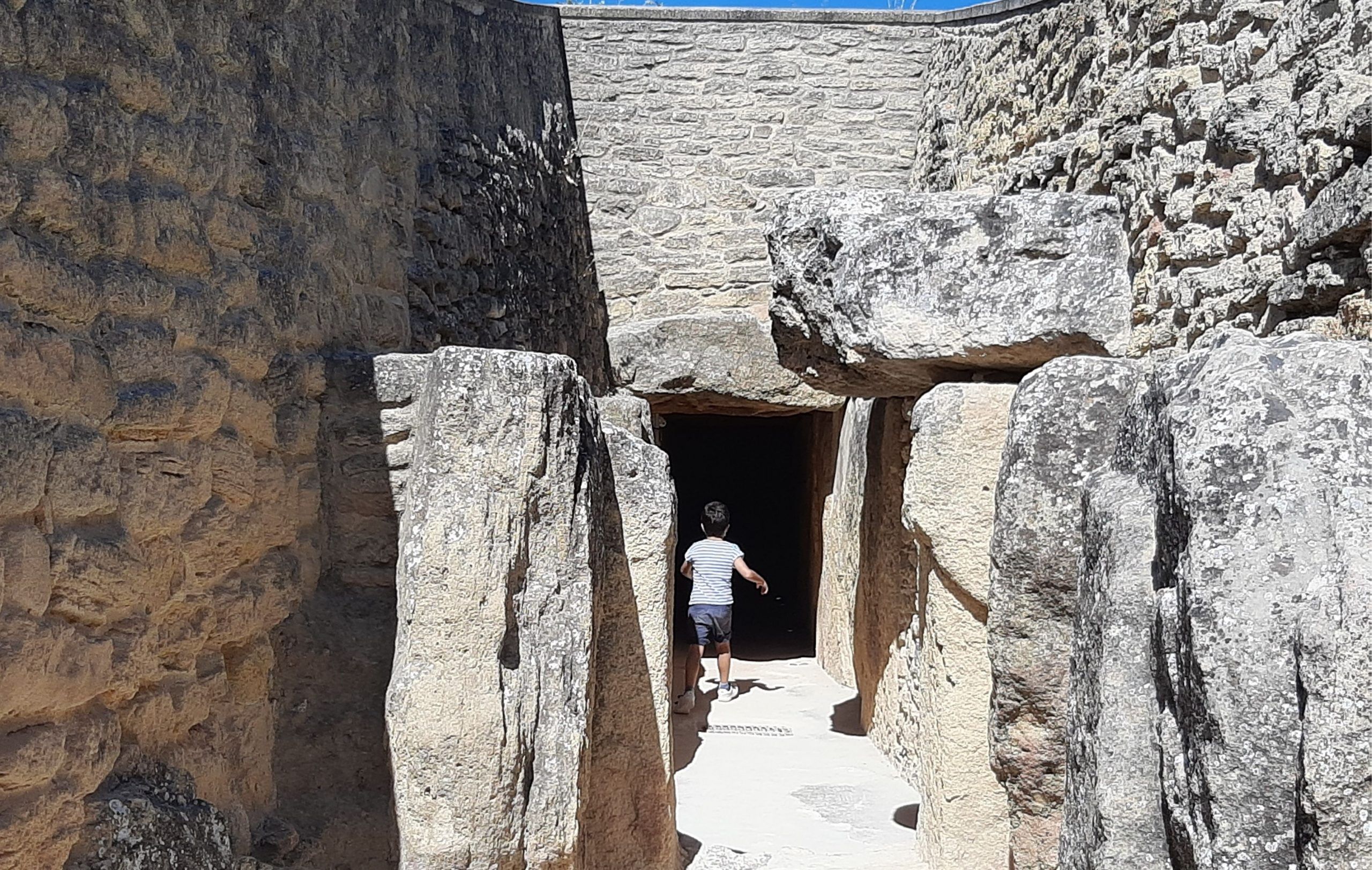 Dolmenes Antequera, Antequera con niños