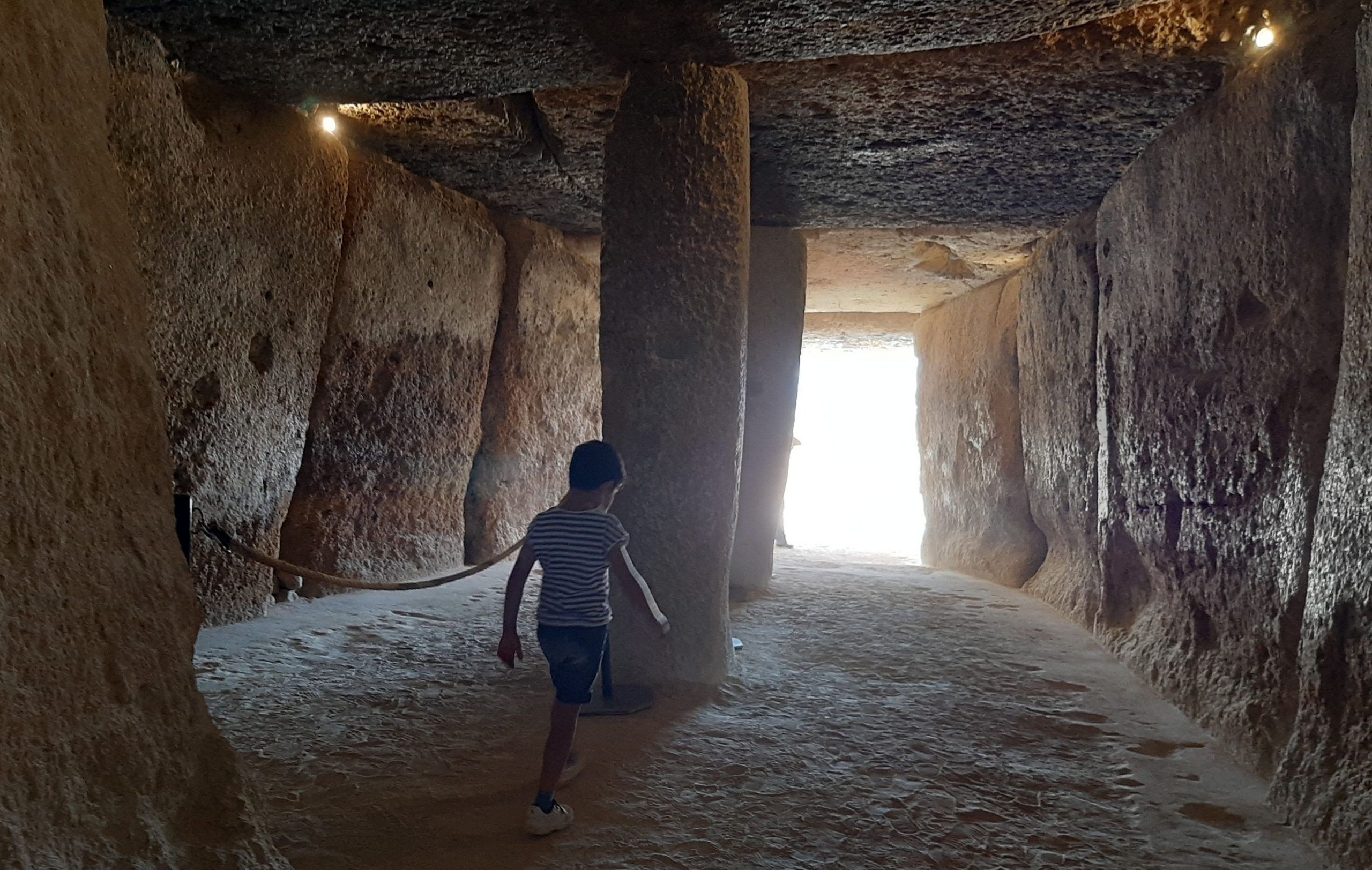 Dolmenes Antequera, Antequera con niños