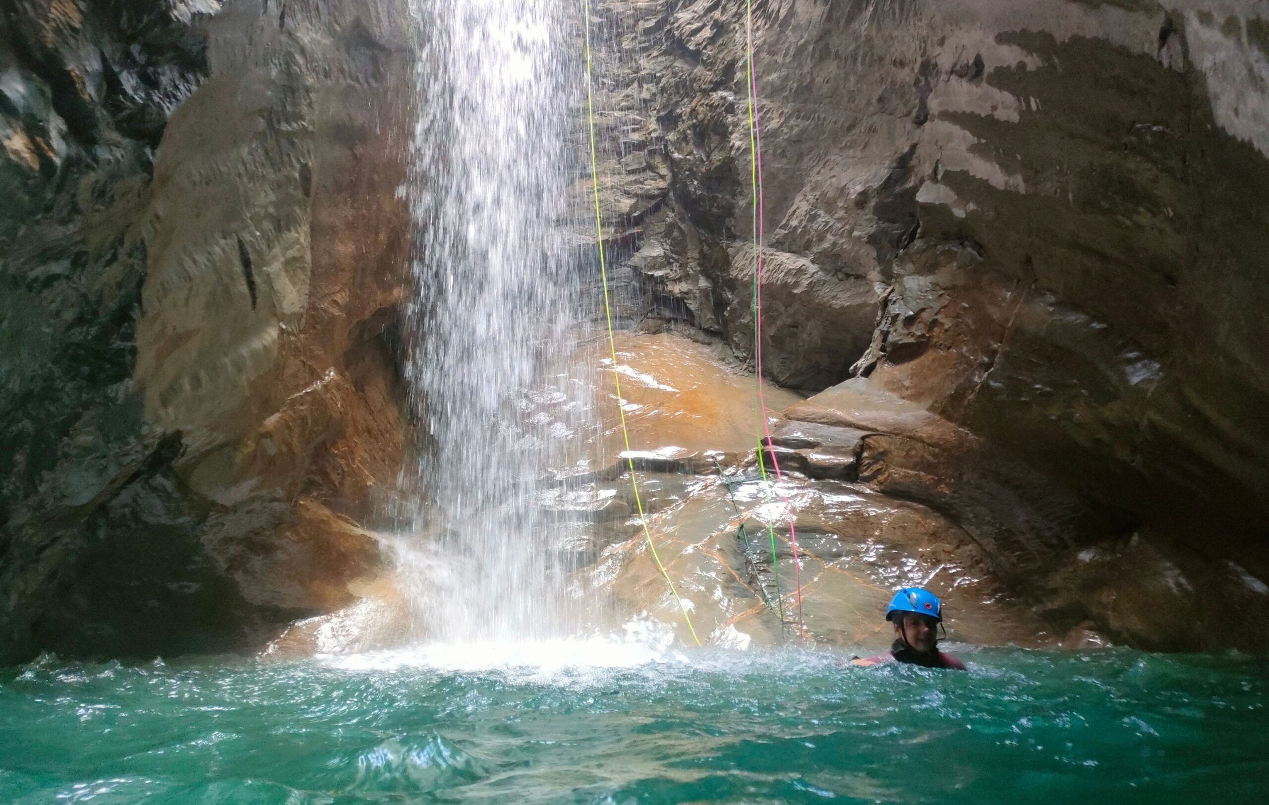 Pirineo aragonés con niños - descenso de cañones