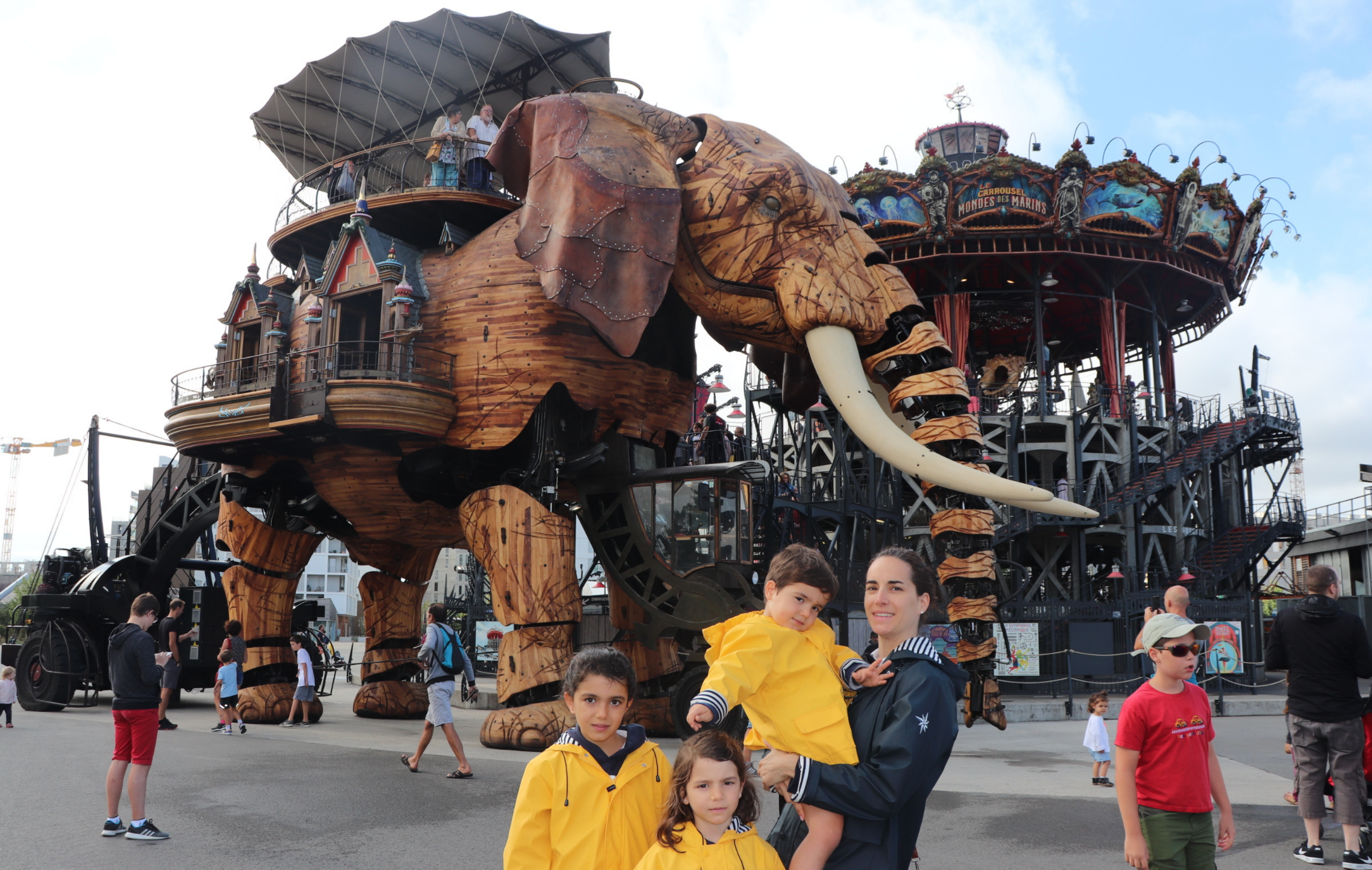 Bretaña en coche con niños animales mecánicos Nantes