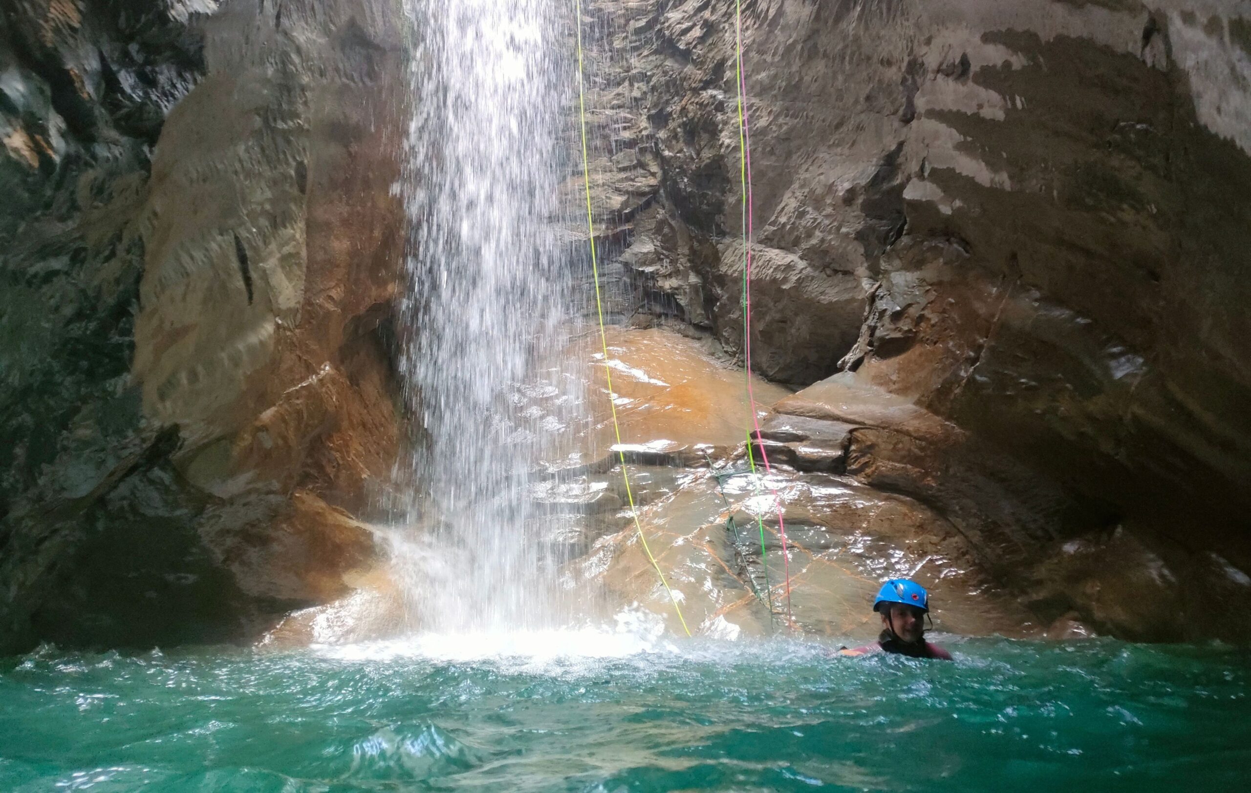 Pirineo aragonés con niños - descenso de cañones
