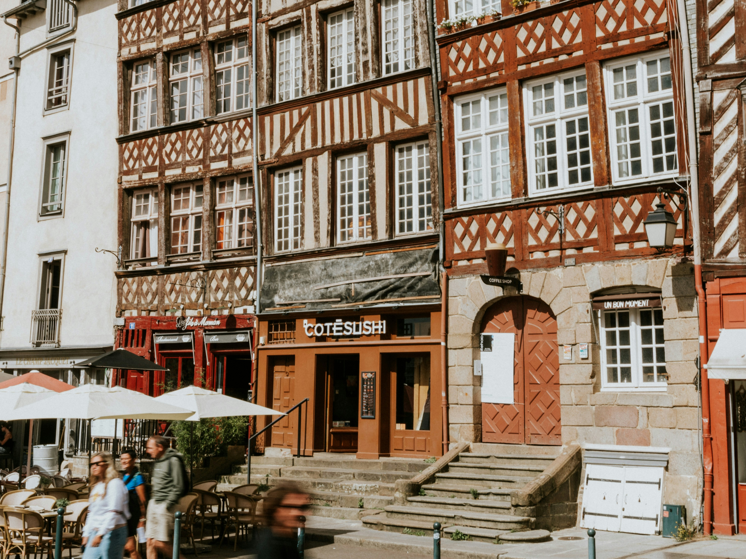 Bretaña en coche con niños Foto de Fabrizio Coco en Unsplash Casas francesas Rennes