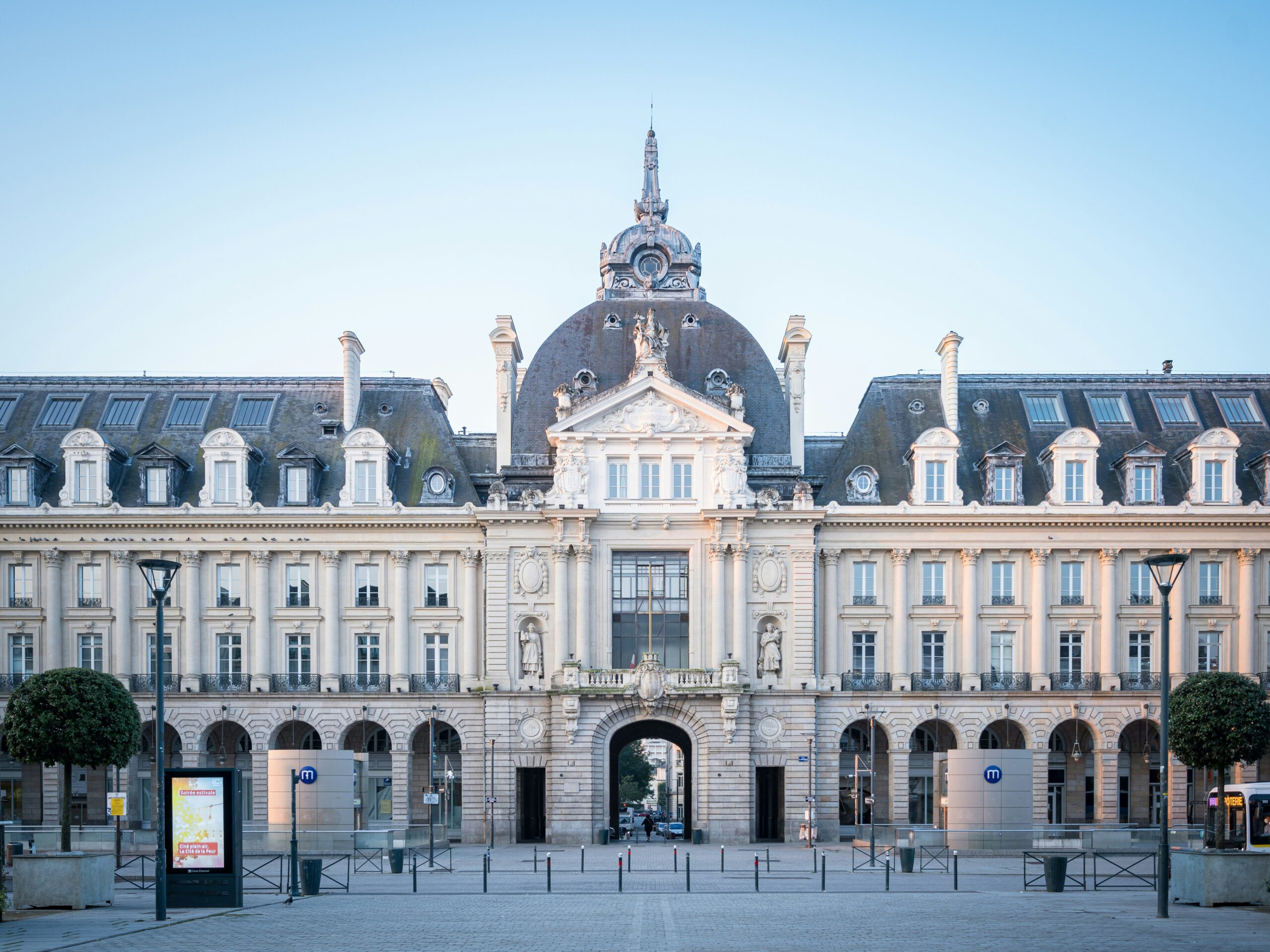 Bretaña con niños en coche, Rennes: Foto de Thanh Ly en Unsplash